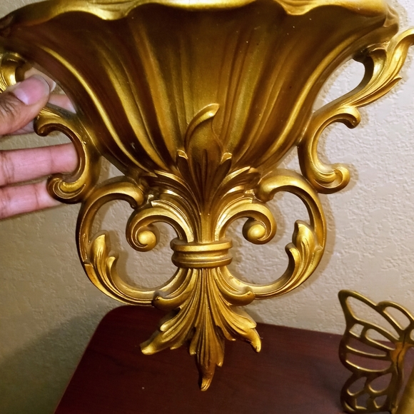 Gorgeous Ornate Grecian Style Wall Sconce Planter - Picture 3 of 8